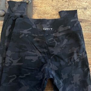 GRYT Black Camouflage Jogger Leggings